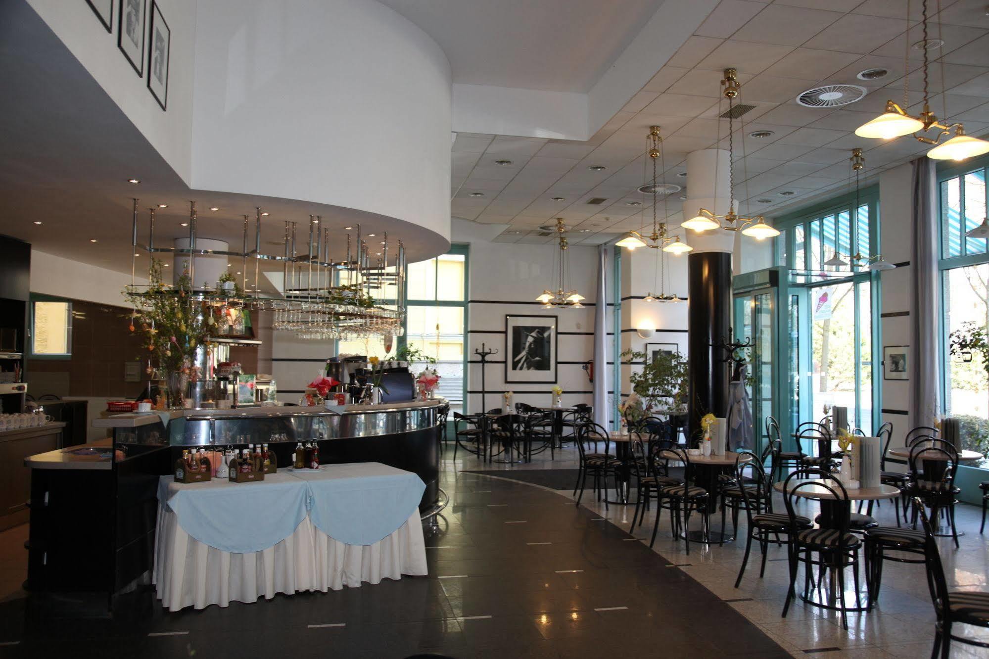 Orea Spa Hotel Cristal Марианске-Лазне Экстерьер фото